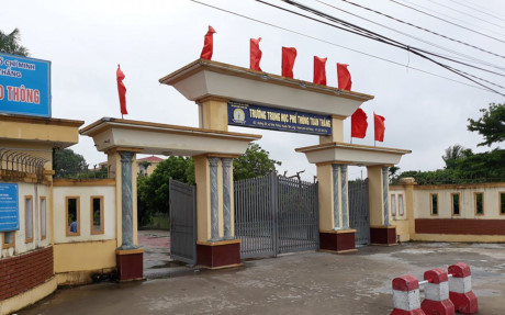 Đánh bạn nhập viện, 3 nữ sinh Hải Phòng bị buộc thôi học 1 tuần