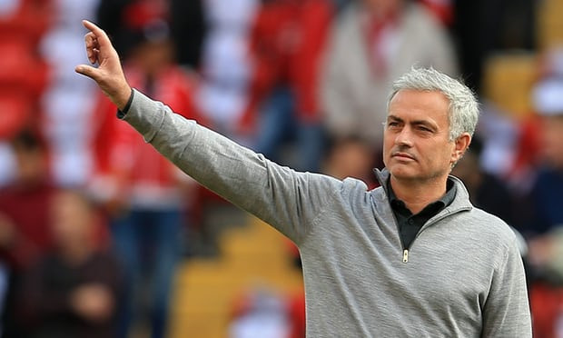 Mourinho muốn được tăng lương để tiếp tục gắn bó với MU