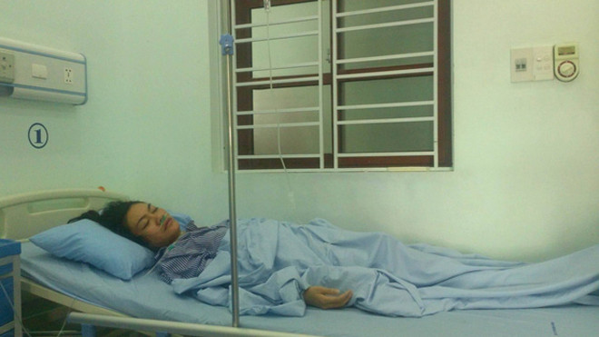 Hình ảnh cô giáo H. ở Hải Phòng bị phụ huynh đánh phải nhập viện. Ảnh I.T