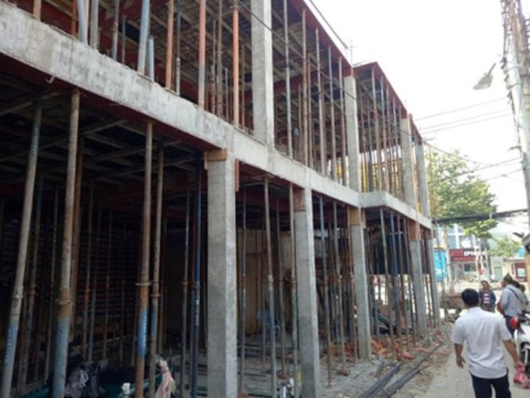 Một doanh nghiệp xin xây 300 nhà vệ sinh trên ‘đất vàng’