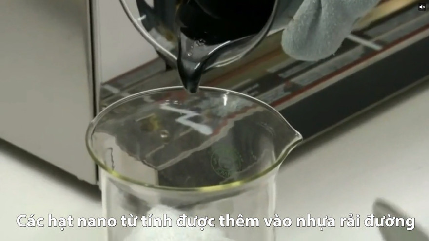 Đây là công nghệ của người Thụy Sỹ khiến ổ gà khóc thét