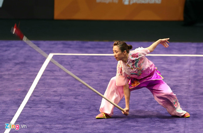 Thúy Vi - "cô gái vàng" mở hàng huy chương vàng cho thể thao Việt Nam tại SEA Games 29. Ảnh: Hải An.