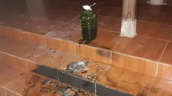 Can xăng vẫn còn nguyên tại hiện trường.