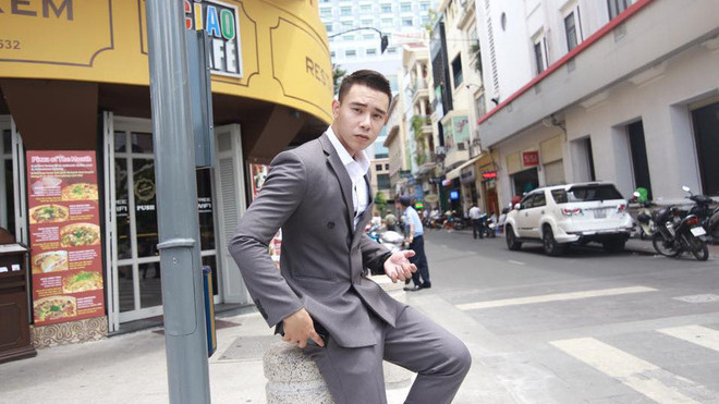 Ca sĩ Đông Hùng: Từ công tử nhà giàu tới vỡ nợ 14 tỉ