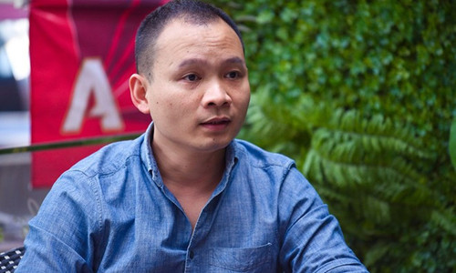 Nhà báo Lại Bắc Hải Đăng. Ảnh: Bá Ngọc.