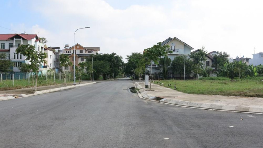 Hiện giá đất thực hiện hữu ở TPHCM cao hơn rất nhiều so với quy định