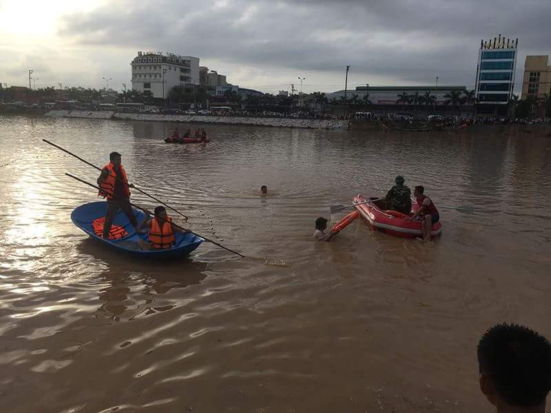 Đã tìm thấy thi thể nữ sinh lớp 6 bị nước cuốn trôi xuống cống