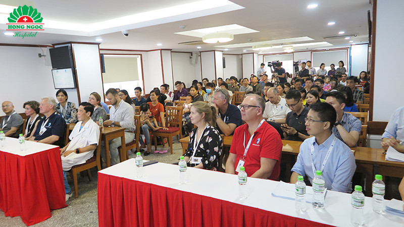 Toàn cảnh khai mạc chương trình hợp tác phẫu thuật dị tật từ thiện giữa BV Hồng Ngọc và Facing the World