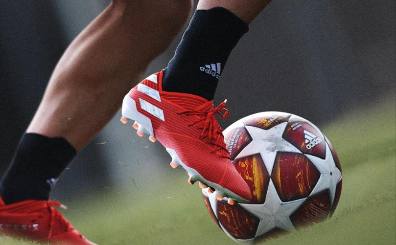 Siêu phẩm Nemeziz 19 hứa hẹn sẽ tiếp tục hỗ trợ Messi lập nên những kỳ tích mới