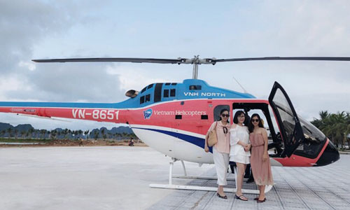 “Bất ngờ với những du khách đầu tiên của Halong Heli Tours