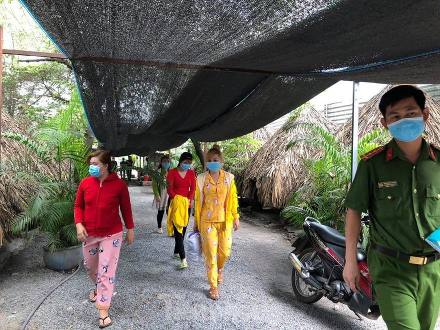Bình Dương ra quân xử lý 'cà phê chòi’ sau phản ánh của báo Tiền Phong