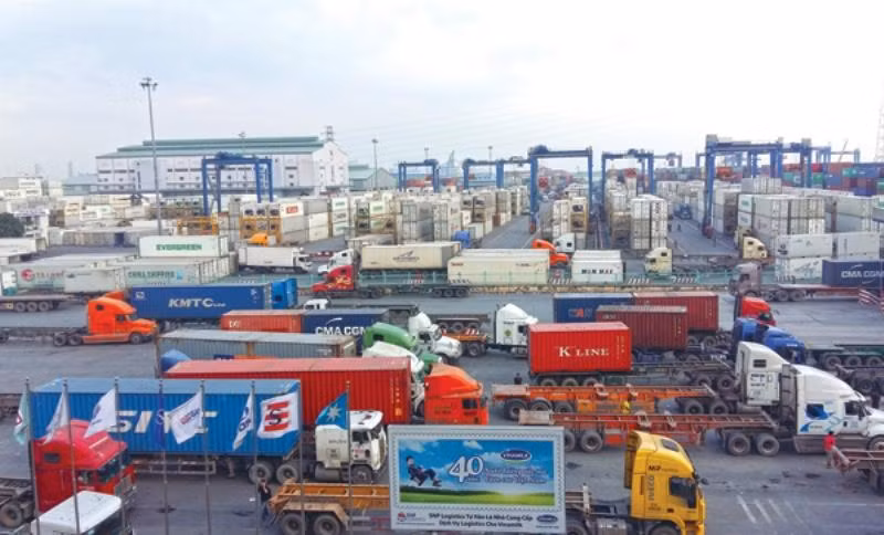 TPHCM đề xuất lùi thời điểm thu phí hạ tầng cảng biển đến tháng 4/2022