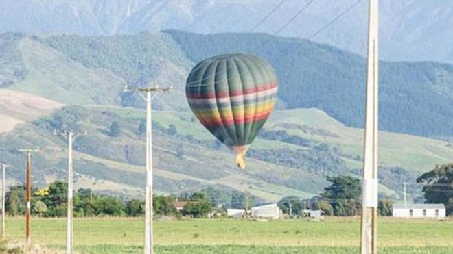 Khinh khí cầu bốc cháy