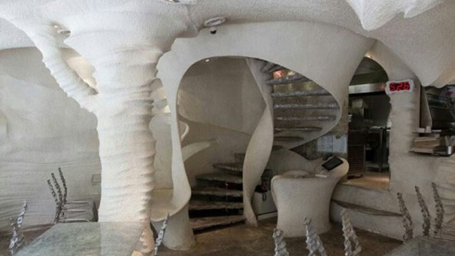 Lạ kỳ nhà hàng xây từ muối ở Iran