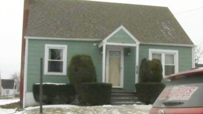 Căn nhà nơi ông James Shaffer sinh sống. Ảnh: WJAC TV