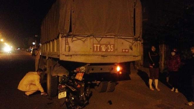 Hiện trường vụ tai nạn làm chị Nguyễn Thị Tường Linh tử vong.