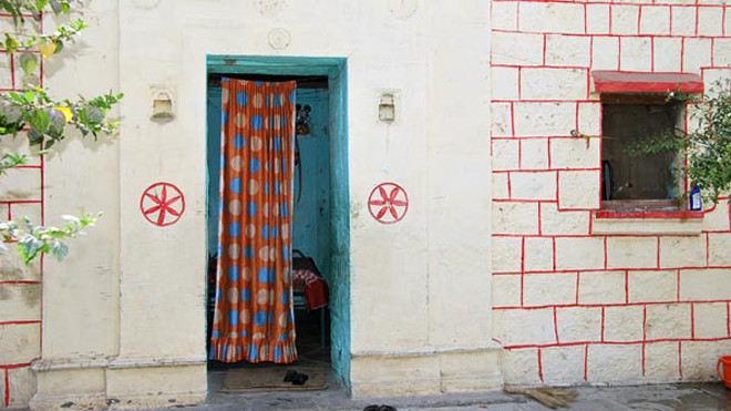 Kỳ lạ ngôi làng có hàng trăm ngôi nhà không cửa