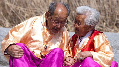 "My Lover, Don’t Cross That River" trở thành hiện tượng điện ảnh dịp cuối năm 2014 ở Hàn Quốc.