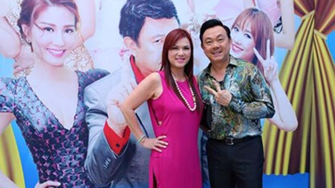 Chiều qua (5.1), chương trình Hội Ngộ Danh Hài đã có buổi họp báo ra mắt chương trình mùa thứ 3. Xuất hiện tại buổi họp báo, danh hài Chí Tài thu hút sự chú ý của mọi người khi lần đầu giới thiệu vợ.