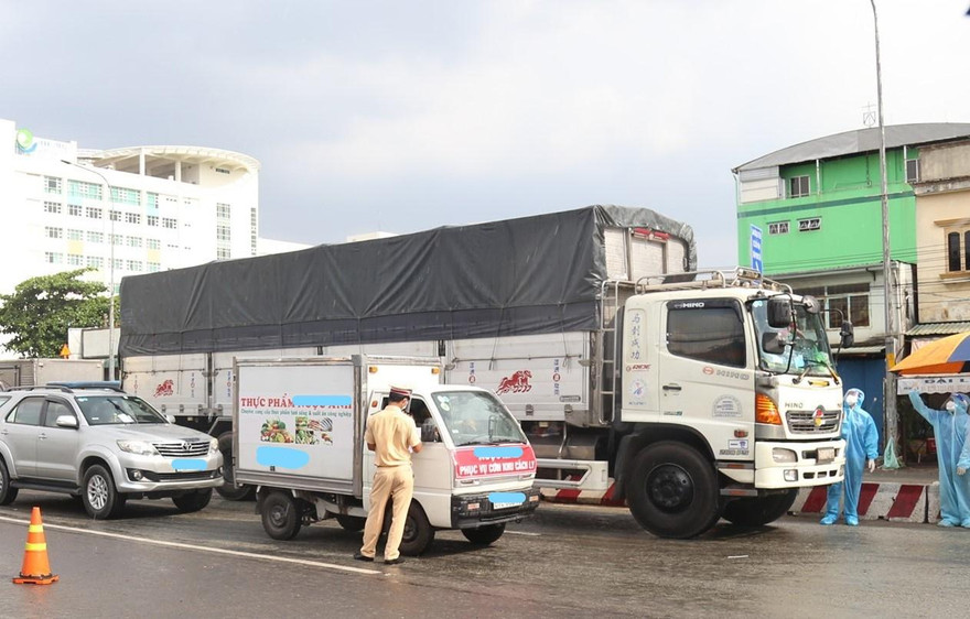 Tài xế ở TPHCM thông chốt kiểm dịch tại Bình Phước dương tính với SARS-CoV-2