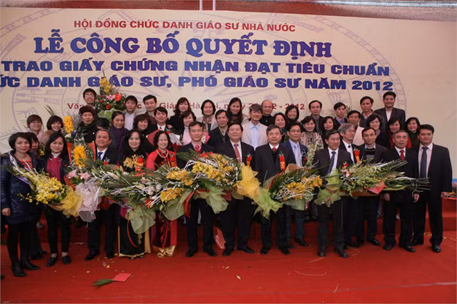 Giáo sư, phó giáo sư sau khi được bổ nhiệm sẽ có nhiều quyền lợi. Ảnh minh họa. 