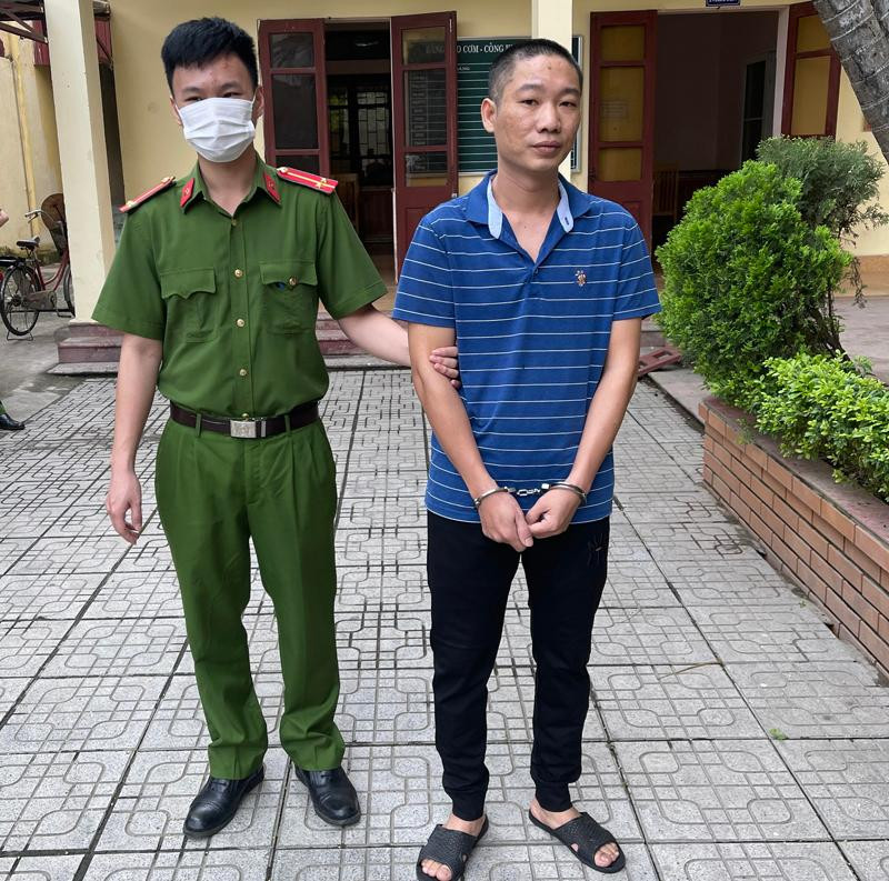 Nhân viên bưu điện chiếm đoạt lương hưu, trợ cấp xã hội của người dân