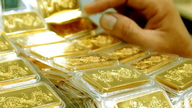 Vàng tăng nhẹ, dầu thô quanh mốc 45 USD/thùng