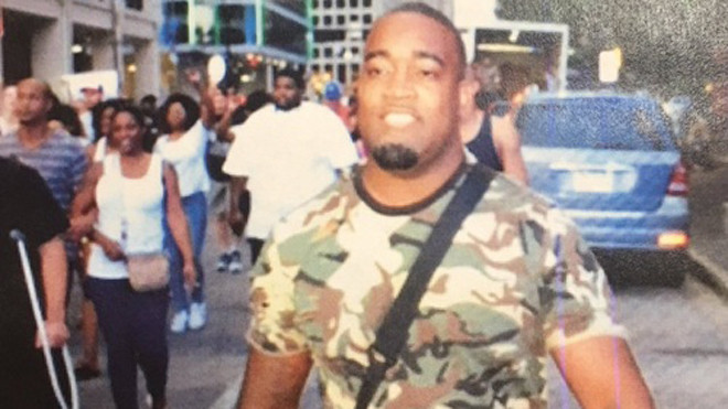 Hình ảnh một nghi phạm bắn tỉa cảnh sát được công bố. Ảnh: DallasPoliceDepart