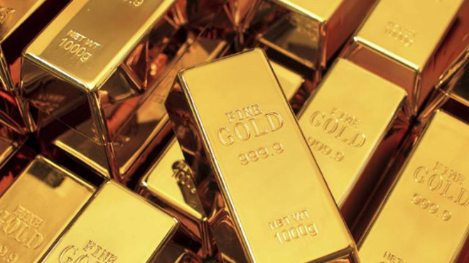 Bất ngờ nhặt được túi vàng 450 triệu sau nhà