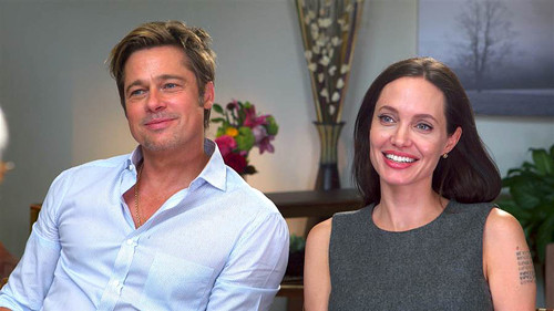 Brad Pitt và Angelina Jolie liên tiếp đối mặt với tin đồn ly hôn.