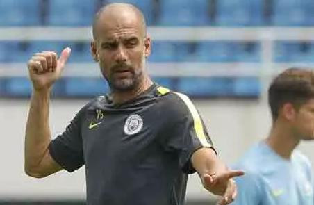 Pep Guardiola thiết quân luật ở Man City