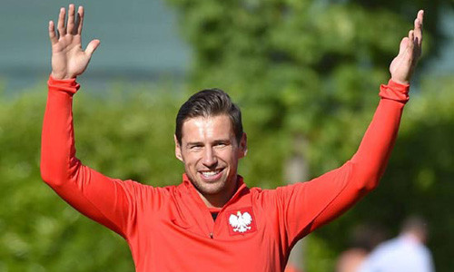 Krychowiak đã chính thức trở thành cầu thủ của PSG