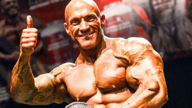 Michael O’Hanlon từng là nhà vô địch cơ bắp Scotland. Ảnh: Mirror.