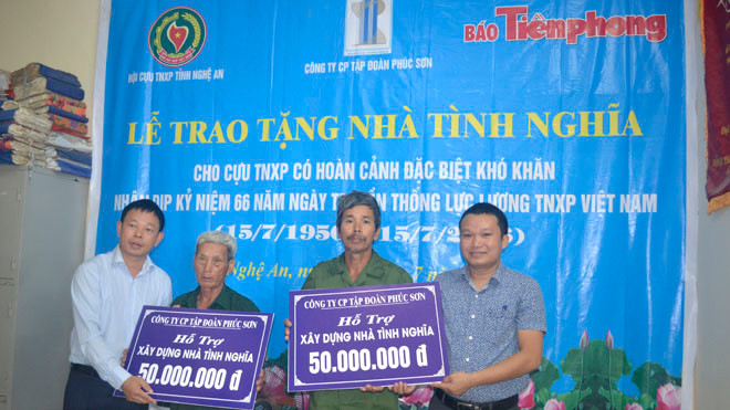 Trao nhà tình nghĩa tri ân cựu TNXP Nghệ An