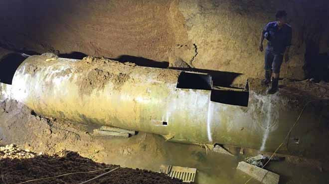 Hiện trường vỡ đường ống nước sông Đà lần thứ 18