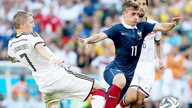 Tiền vệ Griezmann (11, Pháp) trong trận giao hữu với Đức ngày 13-11-2015