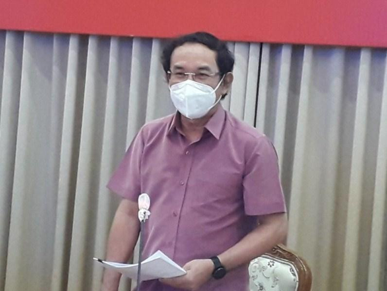 Bí thư TPHCM: ‘Một quận 700.000 dân, hơn 600.000 người cần hỗ trợ khó khăn’ 