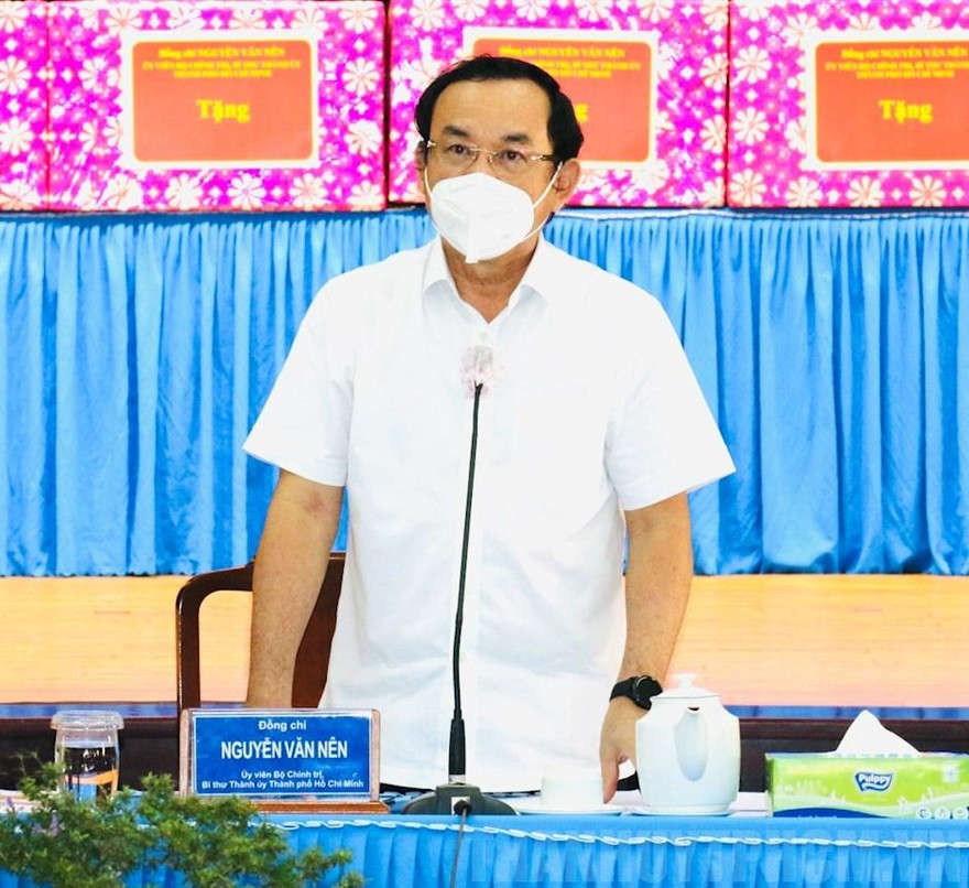 Bí thư TPHCM: Người dân cần có sức khỏe thể chất lẫn tinh thần để ứng phó với COVID-19