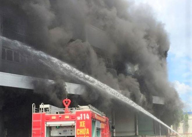 Thông tin mới vụ công ty gỗ chìm trong biển lửa 