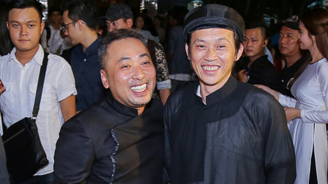 Hoài Linh đi guốc ra mắt phim Dạ cổ hoài lang