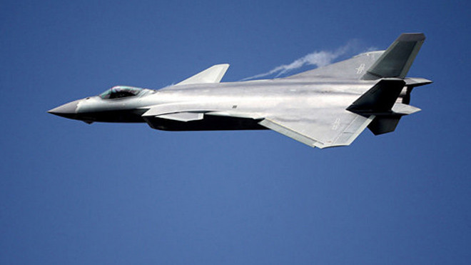 Tiêm kích tàng hình J-20 của Trung Quốc. Ảnh: Reuters.