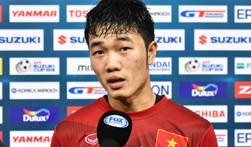 Xuân Trường trong một lần được FOX Sports phỏng vấn. Ảnh: Duerden.