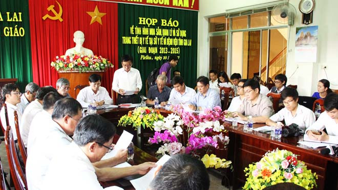 Toàn cảnh buổi họp báo