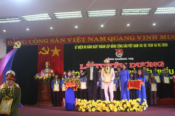Quảng Trị tuyên dương ‘90 Đảng viên trẻ tiêu biểu’