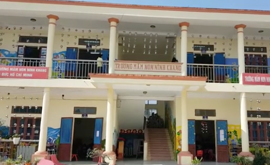 Trường mầm non Ninh Khang, nơi có 2 giáo viên bị tố bạo hành, bắt trẻ uống nước bồn cầu - Ảnh: Hoàng Long