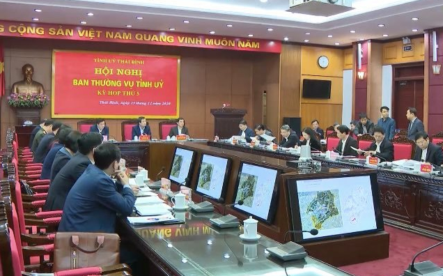 Ban Thường vụ Tỉnh uỷ Thái Bình họp, ra quyết nghị phân công, bổ nhiệm nhiều chức danh cán bộ chủ chốt - Ảnh: Hoàng Long