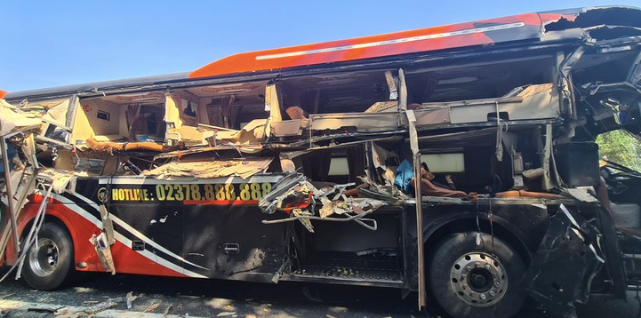 Hiện trường vụ tai nạn trên cao tốc Pháp Vân- Cầu Giẽ - Ảnh: Hoàng Long