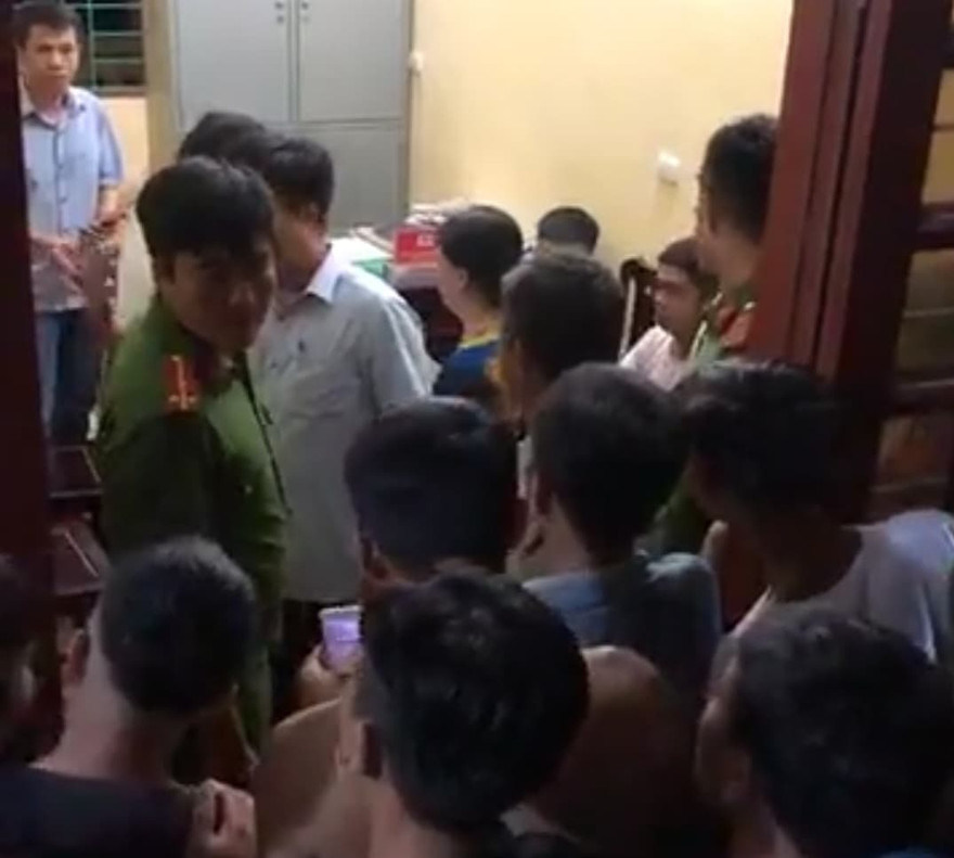 Ngay sau khi vụ việc xảy ra, Phó trưởng Công an xã Hoang Nam đã bị đình chỉ công tác để làm tường trình và phục vụ điều tra - Ảnh: Hoàng Long