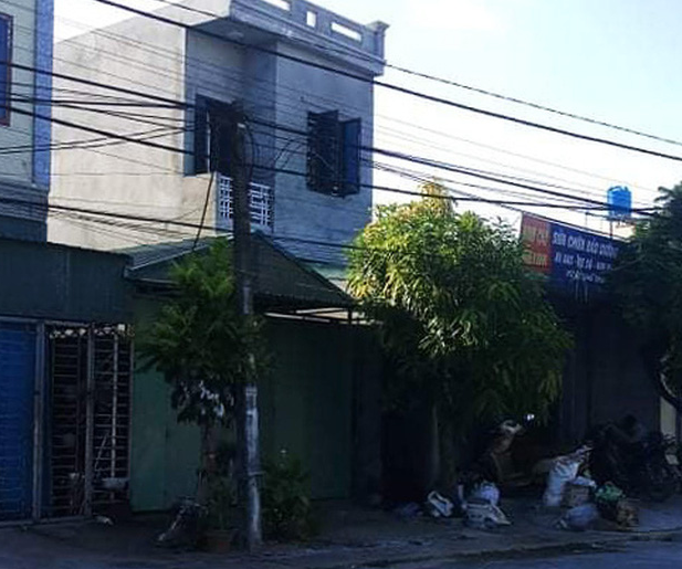 Ngôi nhà xảy ra vụ chồng tẩm xăng đốt vợ - Ảnh: Hoàng Long