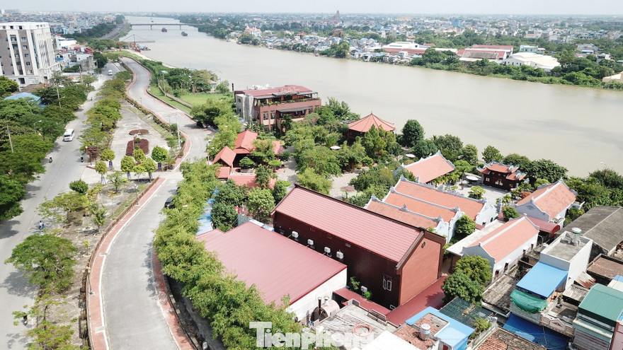 Khu sinh thái Lưu Gia Trang mắc hoàng loạt sai phạm về đê điều, đất đai và xây dựng - Ảnh: Hoàng Long